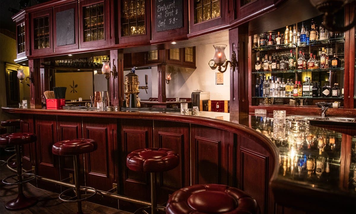 No18 Restaurant & Bar