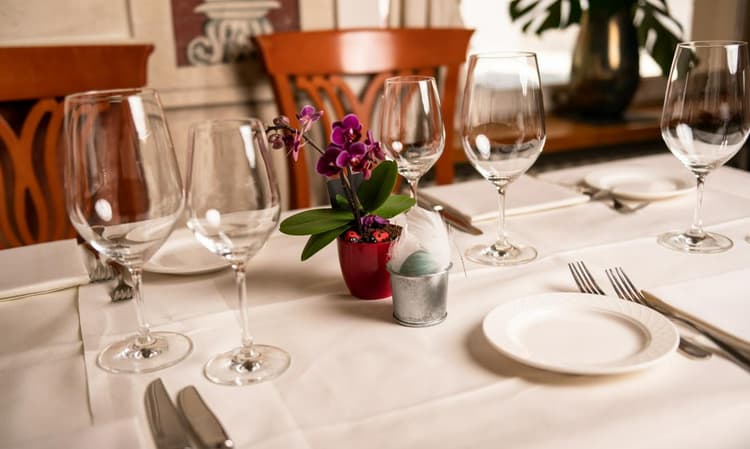 Restaurant Neue Real – Foto 1