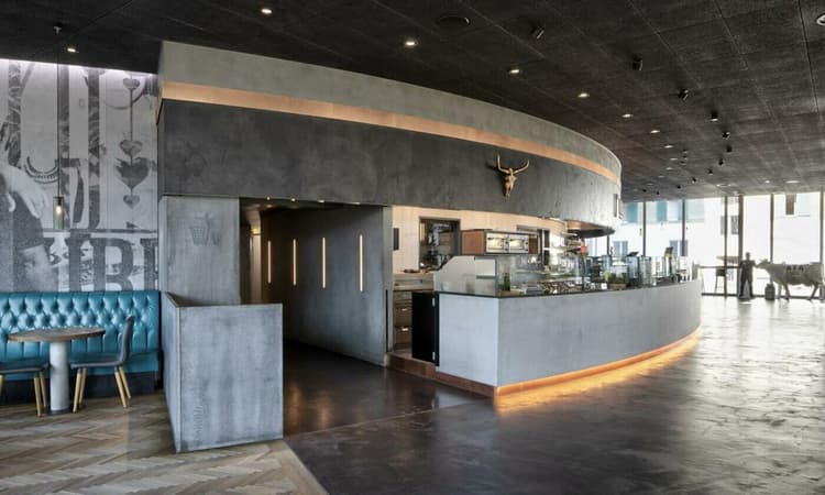 Ayverdi's – Foto 1