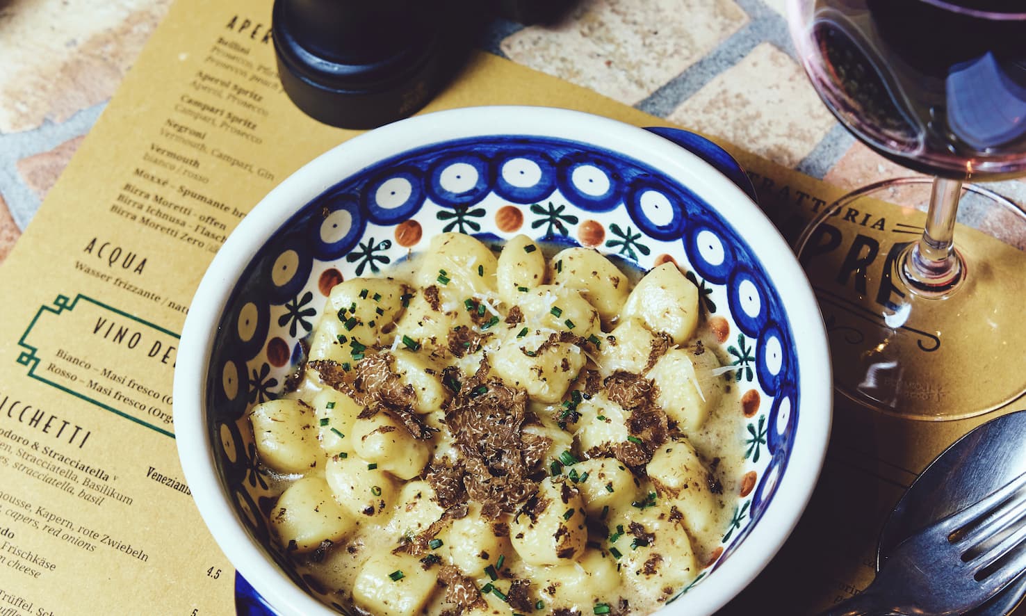Trattoria Sempre Bern – Foto 2