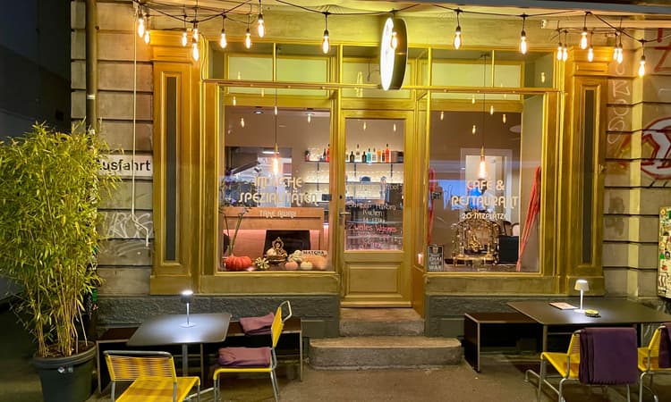 Yogii – Foto 1