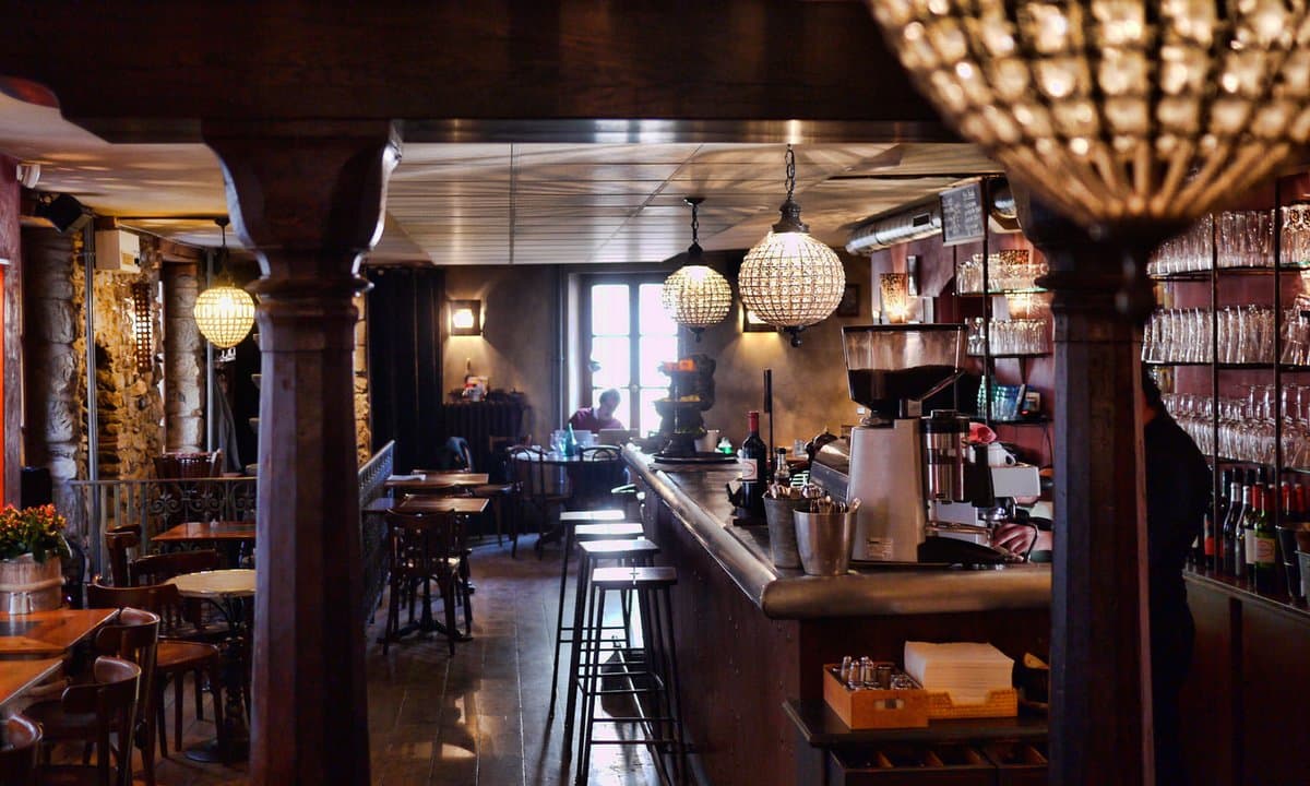 Café Jules Verne
