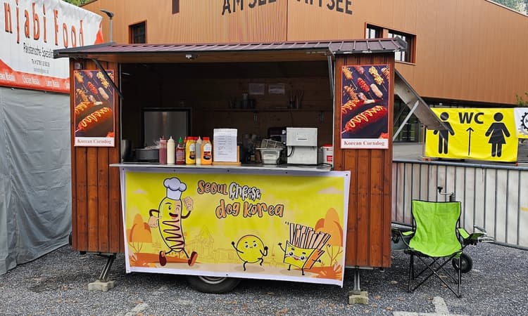 Ly's Corn Dogs – Foto 1