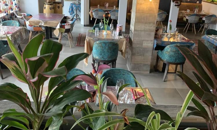 Chez Madar Joon – Foto 1