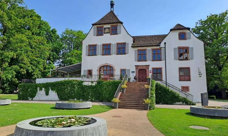 Schloss Binningen – Foto 1