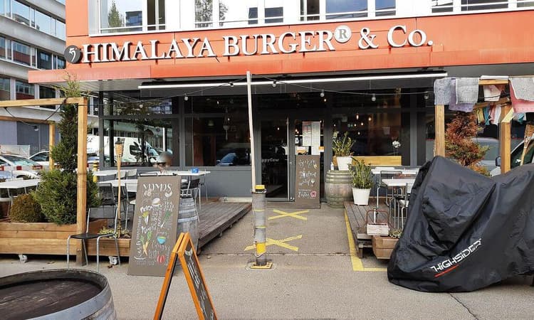 Himalaya Burger & Co. – Foto 1