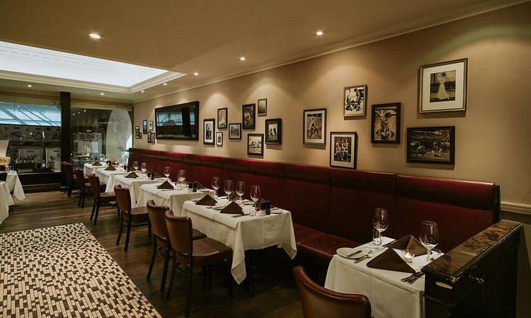 The BEEF Steakhouse & Bar – Foto 1