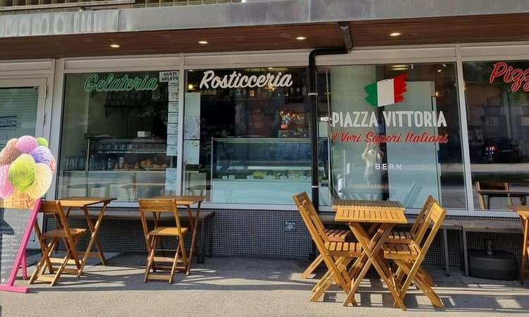 Piazza Vittoria – Foto 1