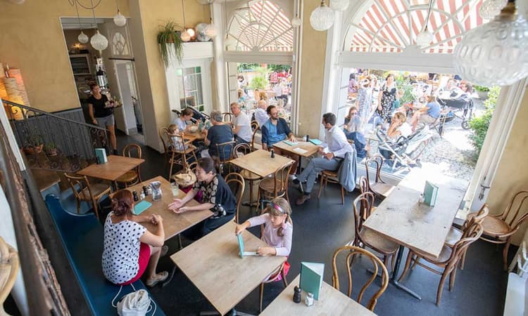 Café des Amis – Foto 1