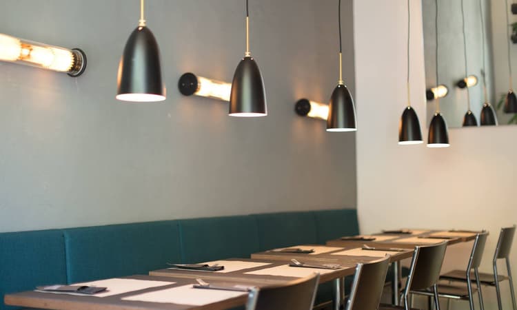 Wolf Burger & Steak Bar – Foto 1