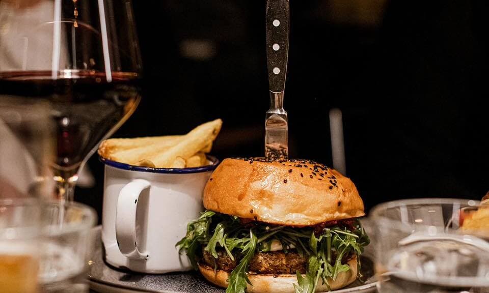 Wolf Burger & Steak Bar – Foto 3