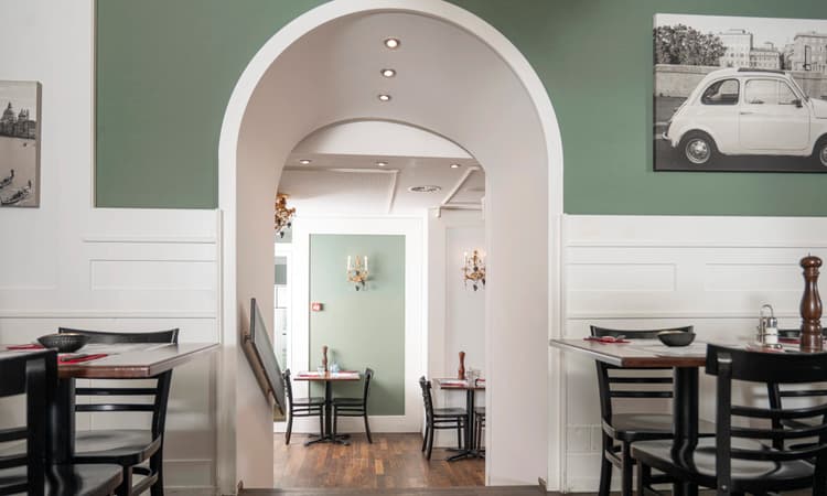 Ristorante Pizzeria Weisses Kreuz – Foto 1