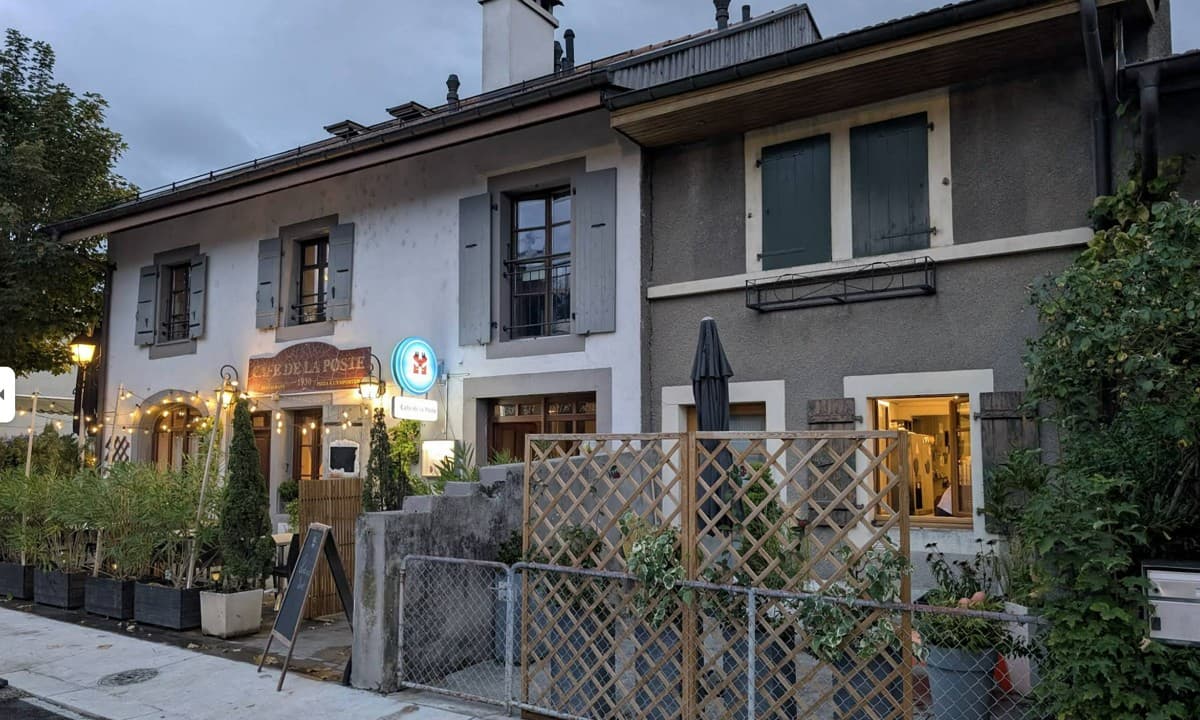 Café de la Poste – Restaurant in Puplinge