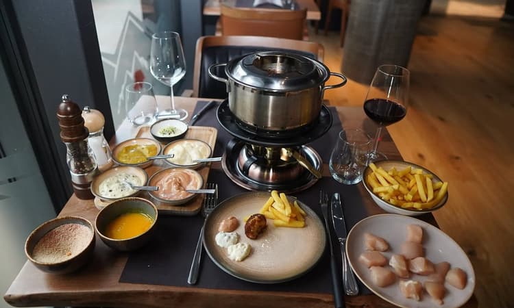 Chalet Suisse Restaurant – Foto 1