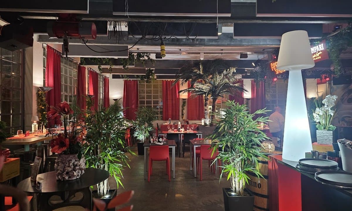 La Fumisterie, Chez Ernest