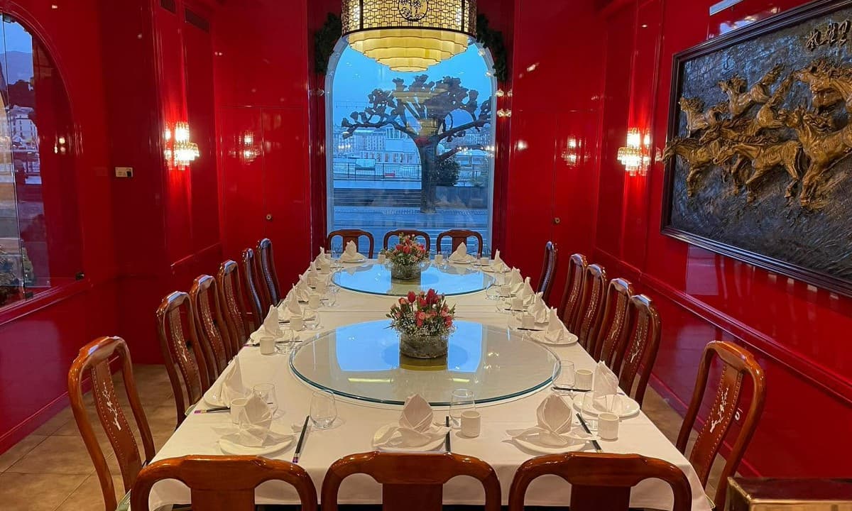 Mont Blanc 7 – Restaurant in Genève