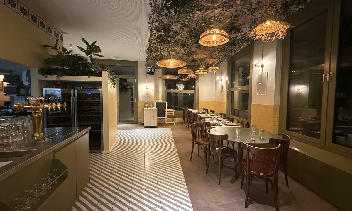 Mounira – Restaurant in Lausanne