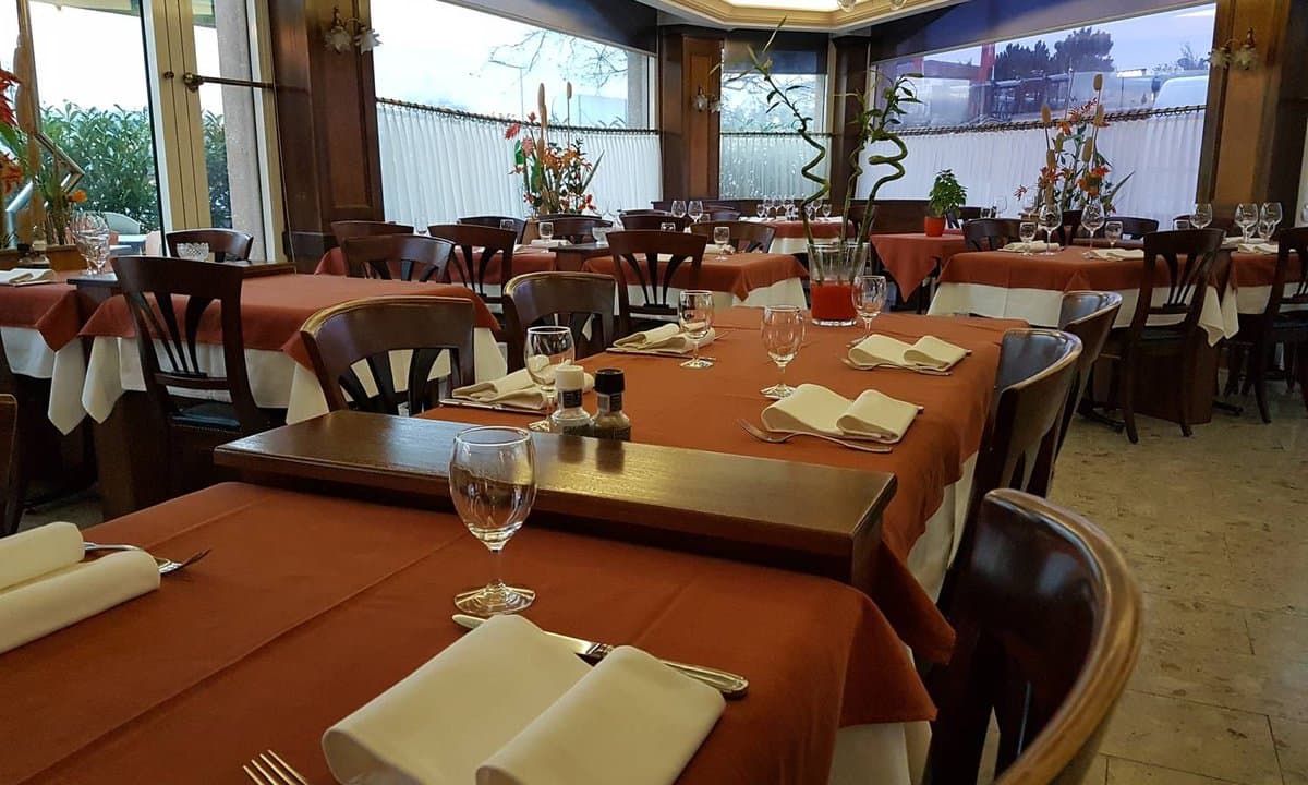 Pont de la Venoge – Restaurant in Echandens