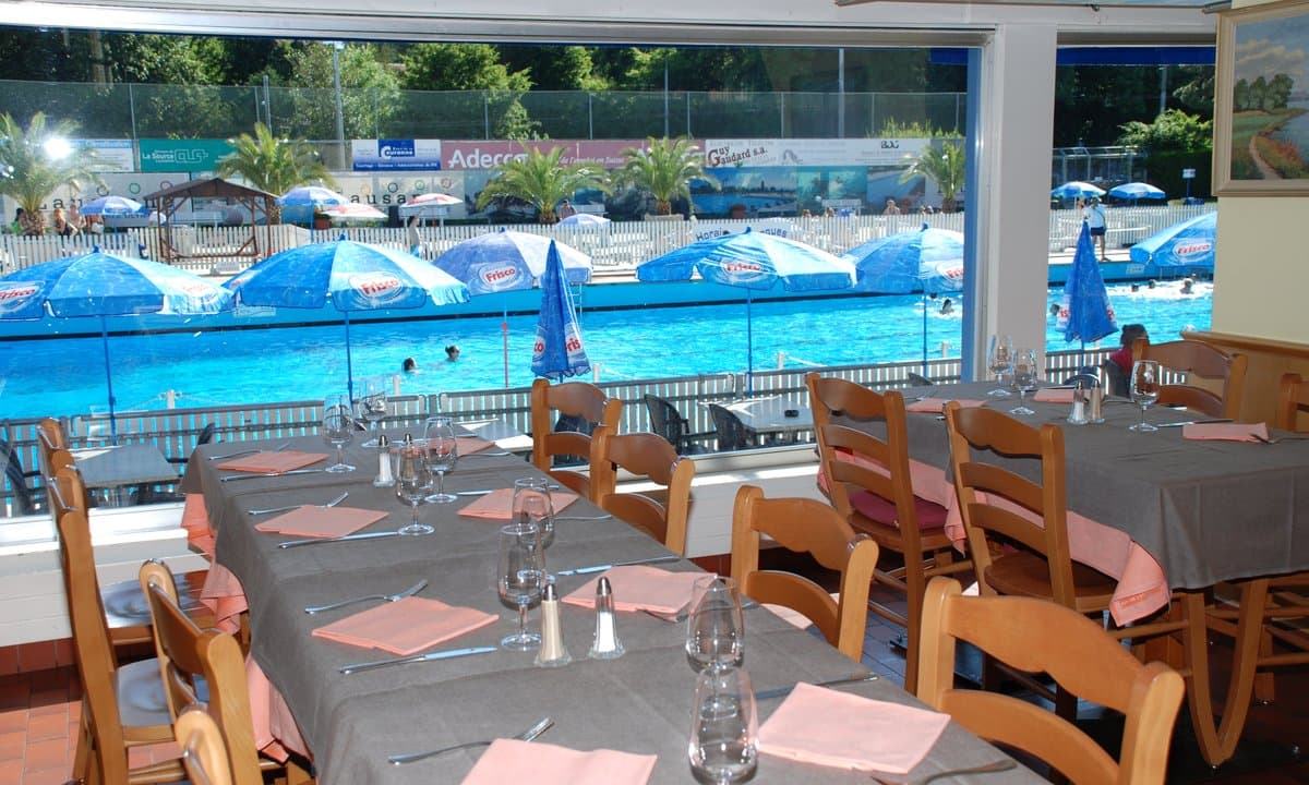 Restaurant de la Piscine et Patinoire de Montchoisi – Foto 2