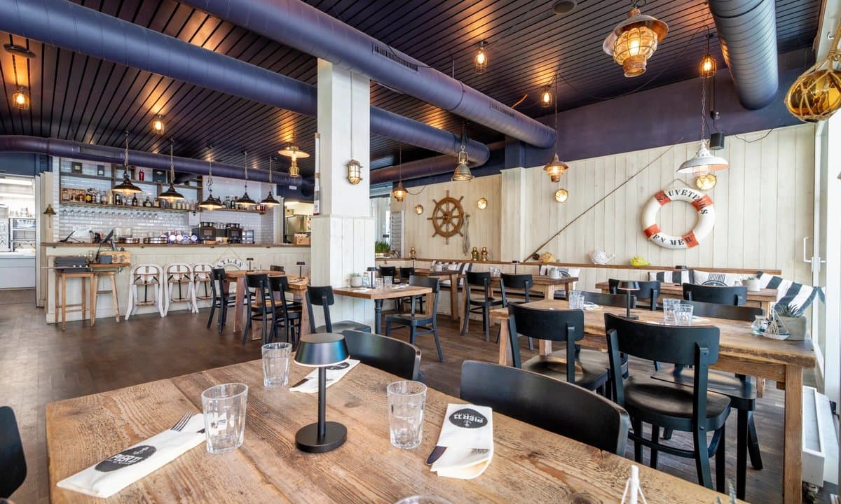 Restaurant Pier 11